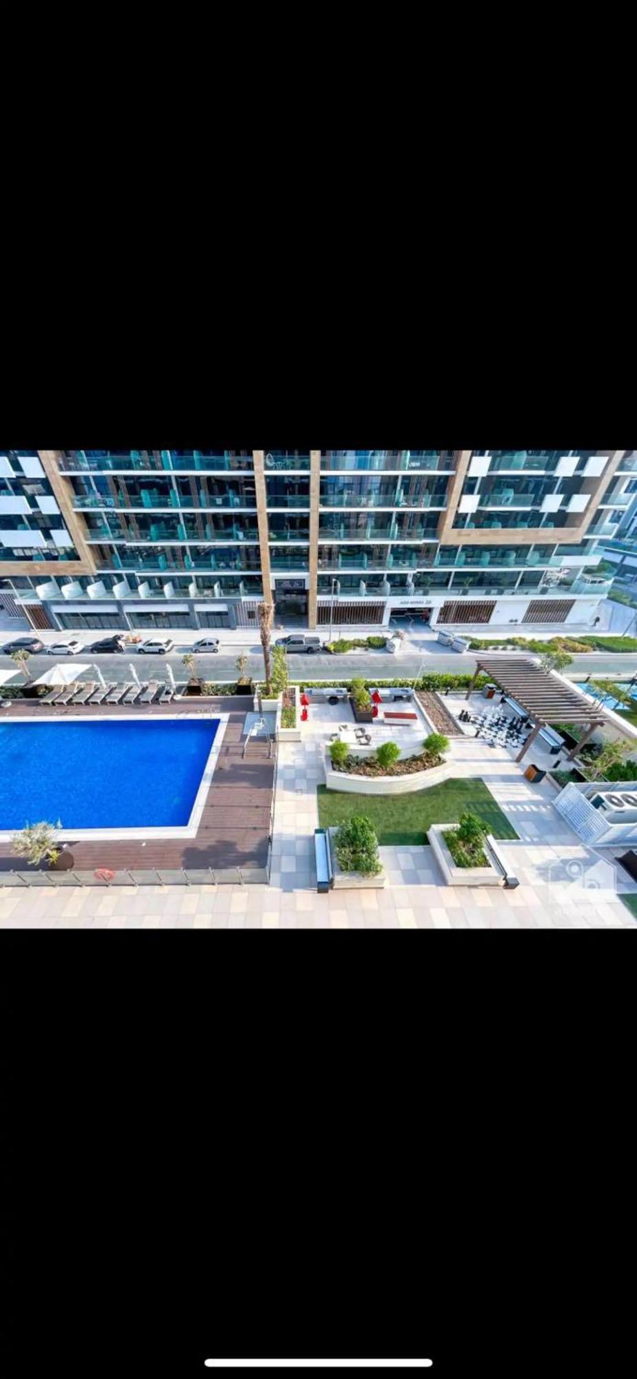 Apartment Azizi Riviera